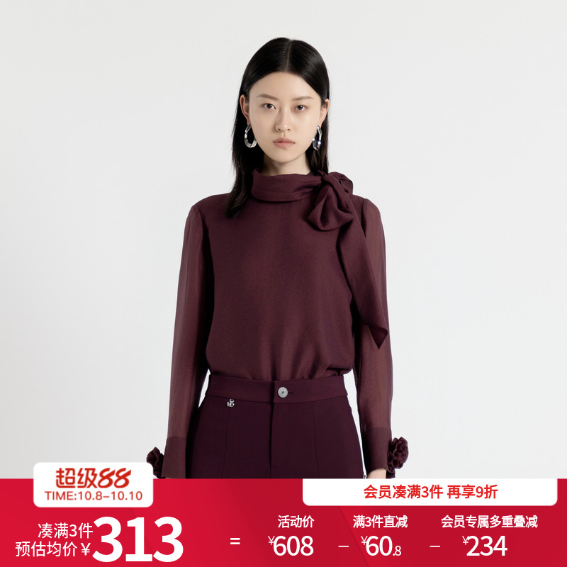 酱紫色套头上衣