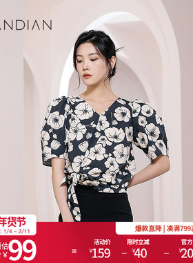 婉甸黑白印花套头上衣夏季新品V领落肩泡泡袖度假风1232S04RS1