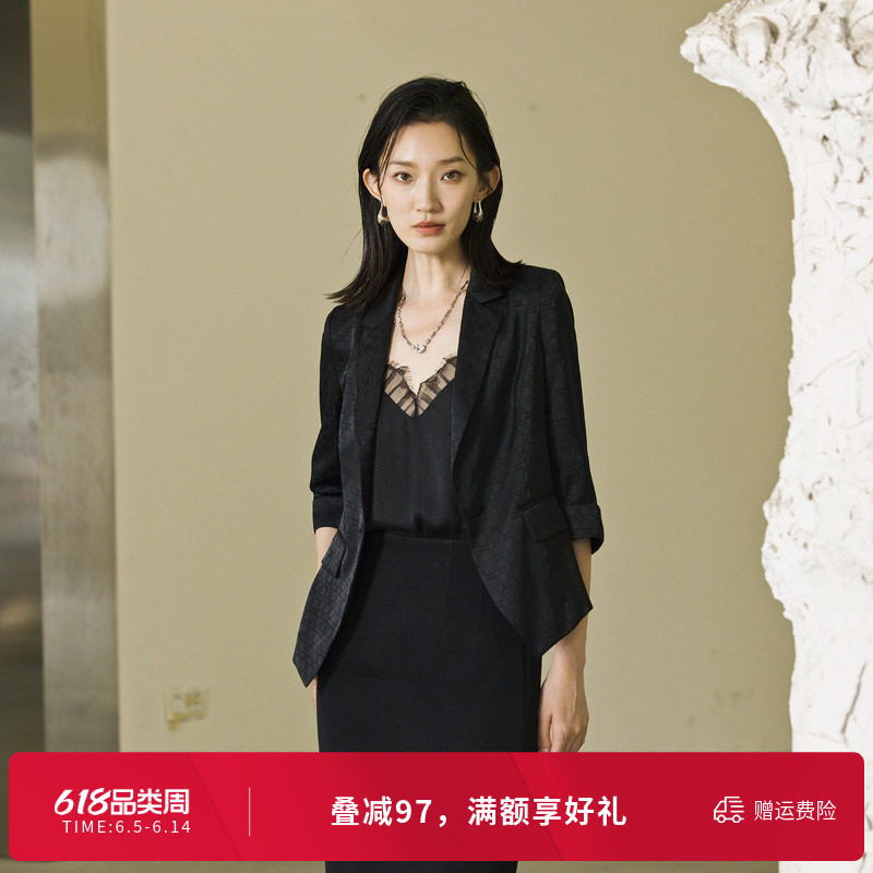 婉甸夏季黑色短款西装七分袖外套1242Q01RS1