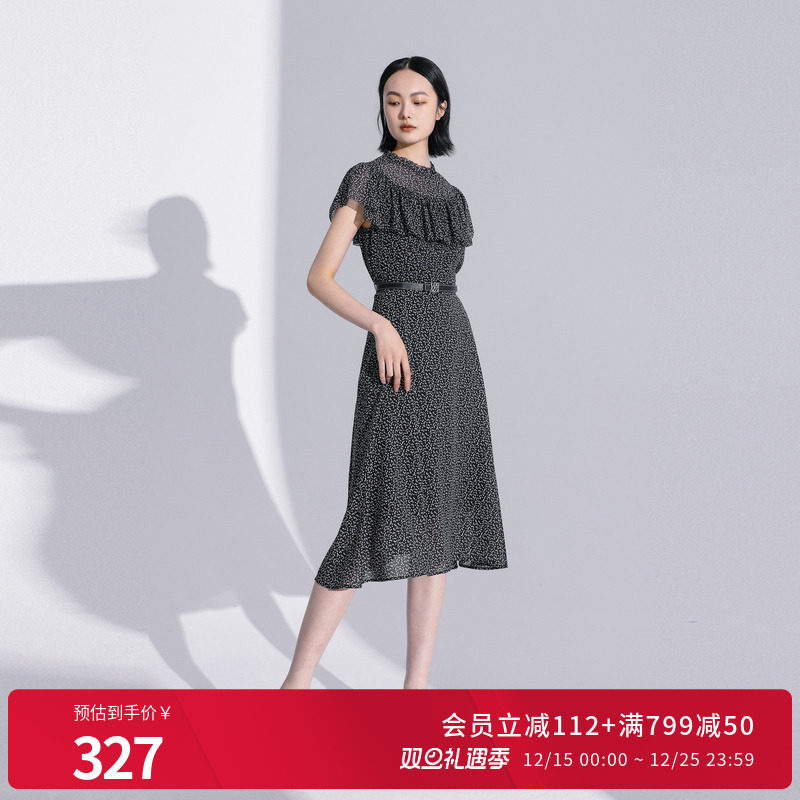 黑底米心印花连衣裙