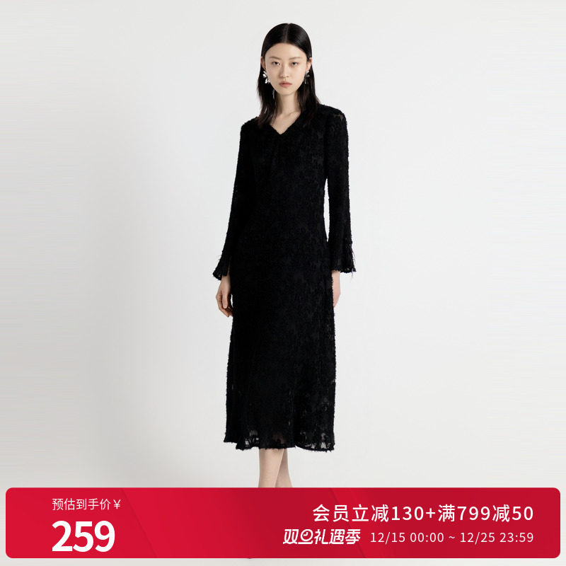 耀石黑V领长袖连衣裙