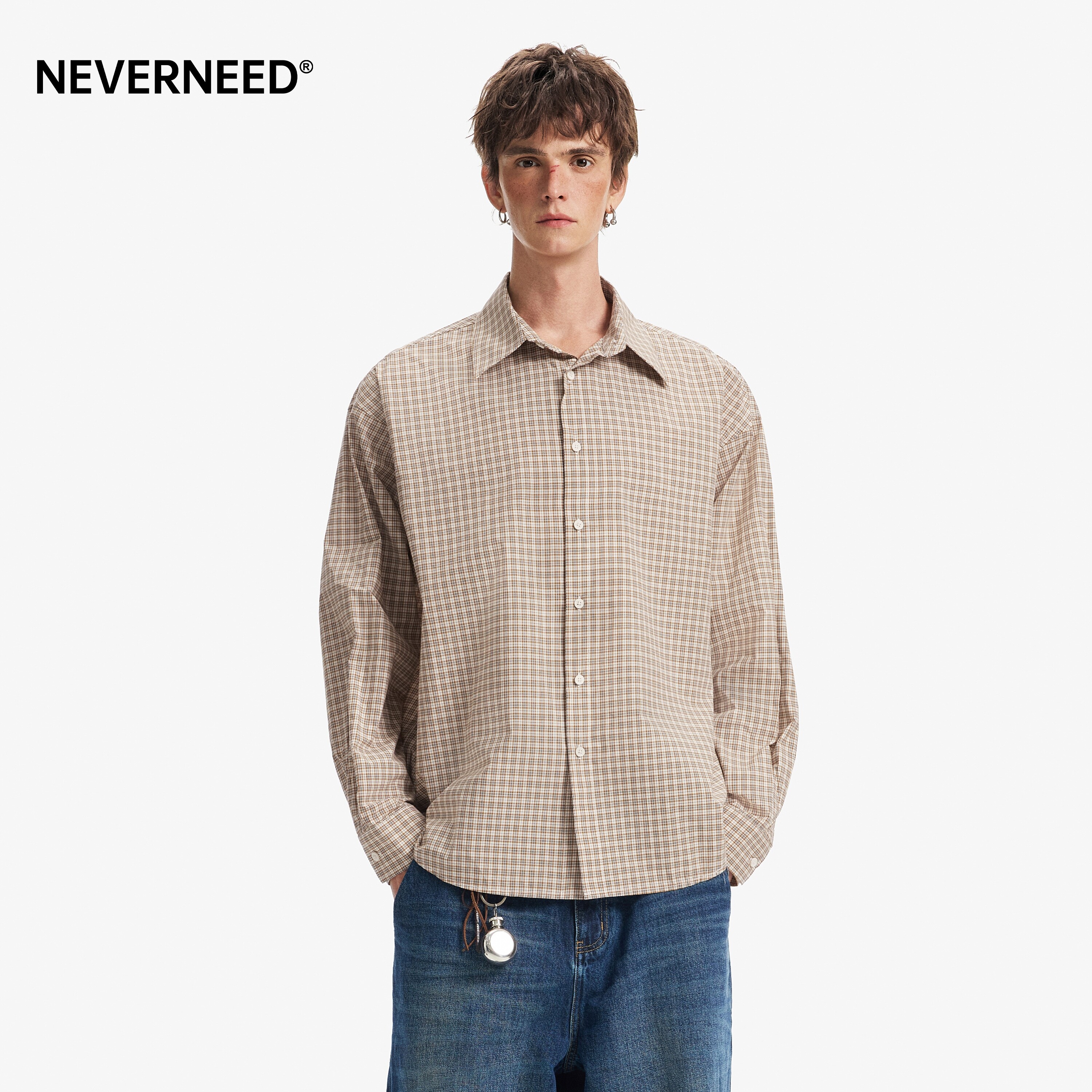 NEVERNEED格子翻领衬衫男女春季图片