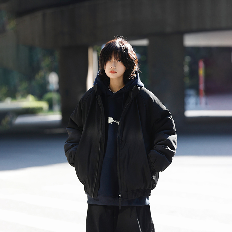 阿于呆加厚冬季竖条纹棉衣