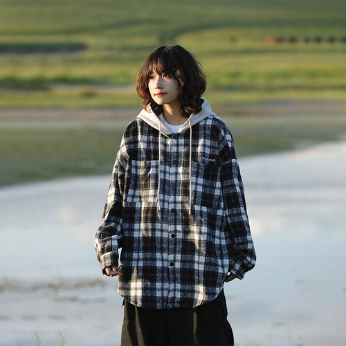 阿于呆连帽长袖日系复古格子衬衫