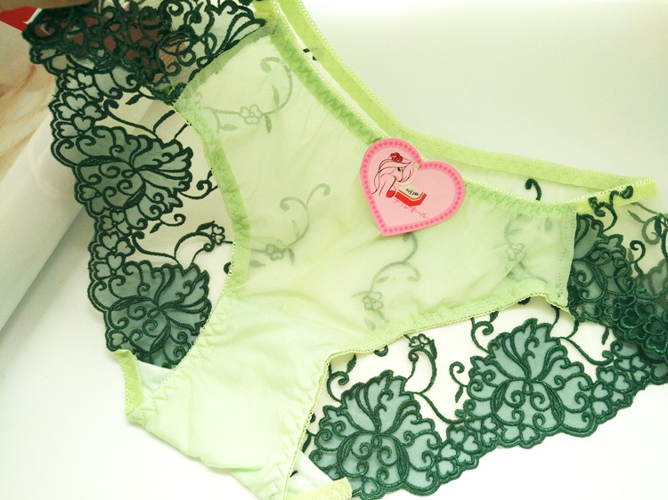 衣格格 夏季性感柔美刺绣透明网纱内裤低腰女三角裤头纯棉裆00310