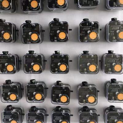 马达斯MADAS燃气压力开关MW50-A4/MW150-A4/MW500-A4燃气压力表