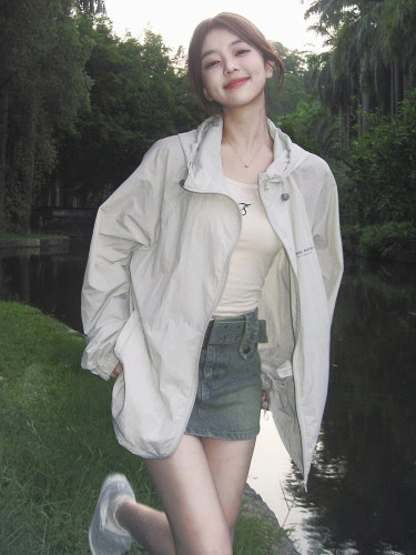 夏天户外少女感物理防晒衣