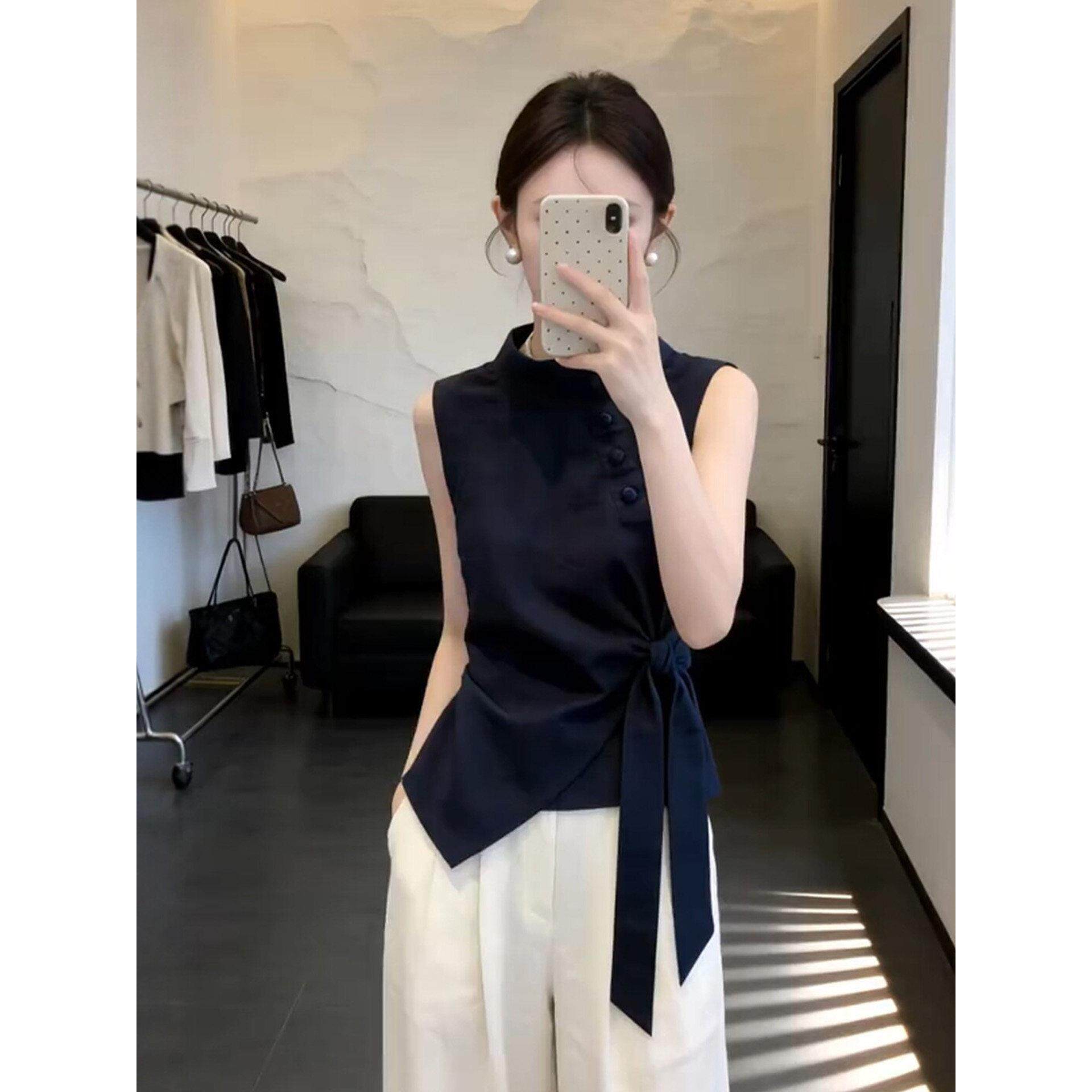 御姐显瘦无袖绑带干练背心