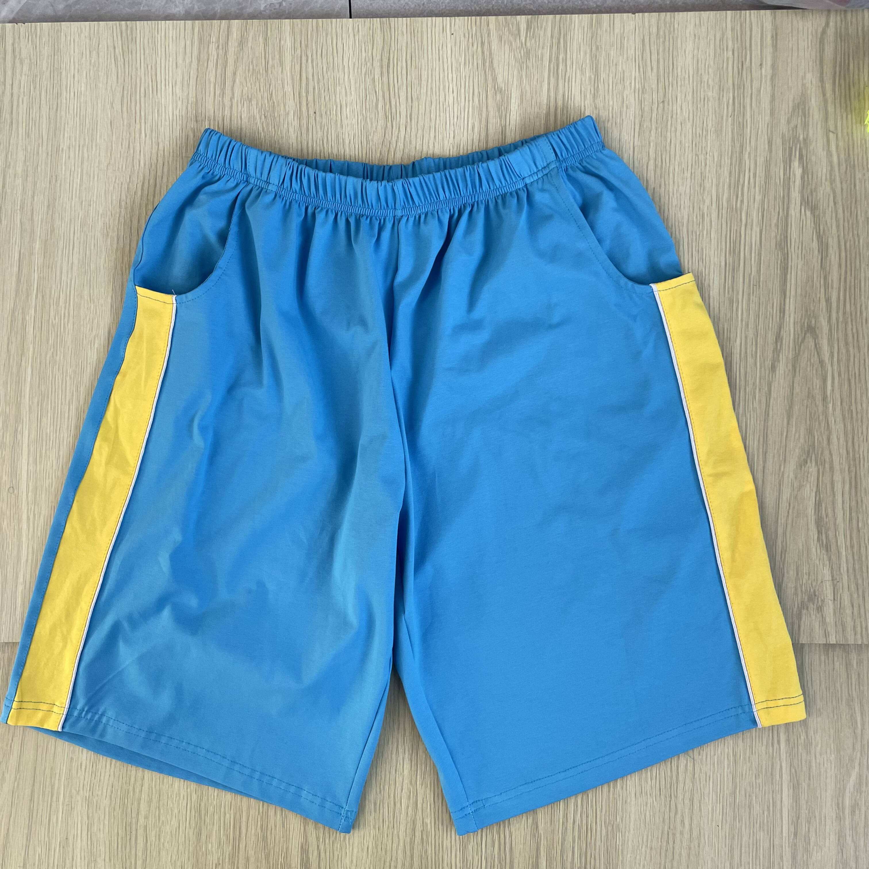 夏季校服运动短裤蓝黄拼边
