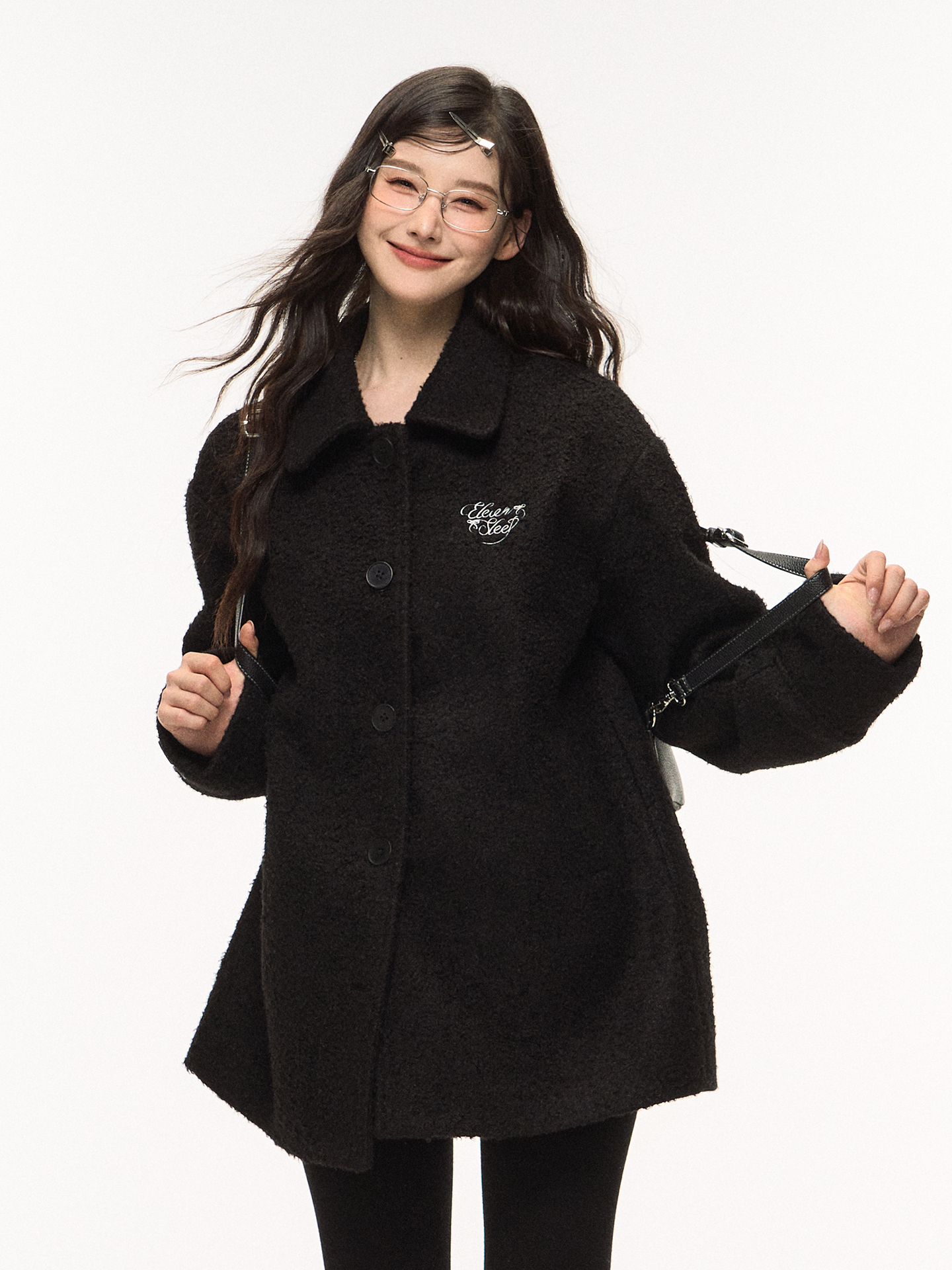 Autumn and Winter Black Woolen Coat for Women, Korean Style, Thickened and Warm Long-Sleeved Top