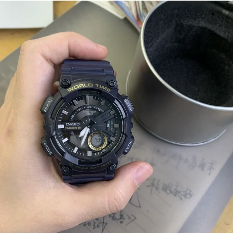 卡西欧casio学生运动手表男女aeq-110w黑武士夜光指针双显电子表