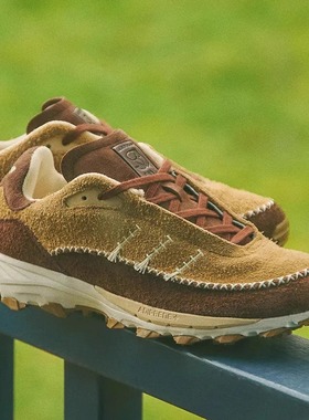 END. X Adidas Mocaturf 'Flyfishing' 联名款舒适百搭运动跑步鞋