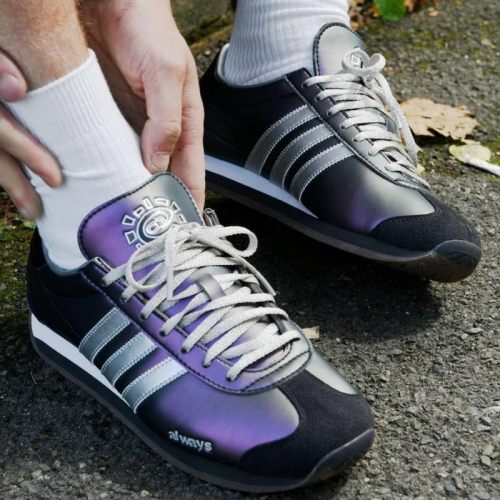 adidas阿迪达斯运动休闲鞋男女款