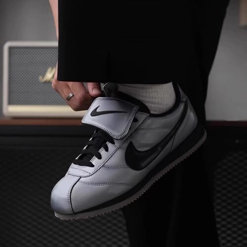 nike耐克翻舌银色阿甘鞋休闲板鞋