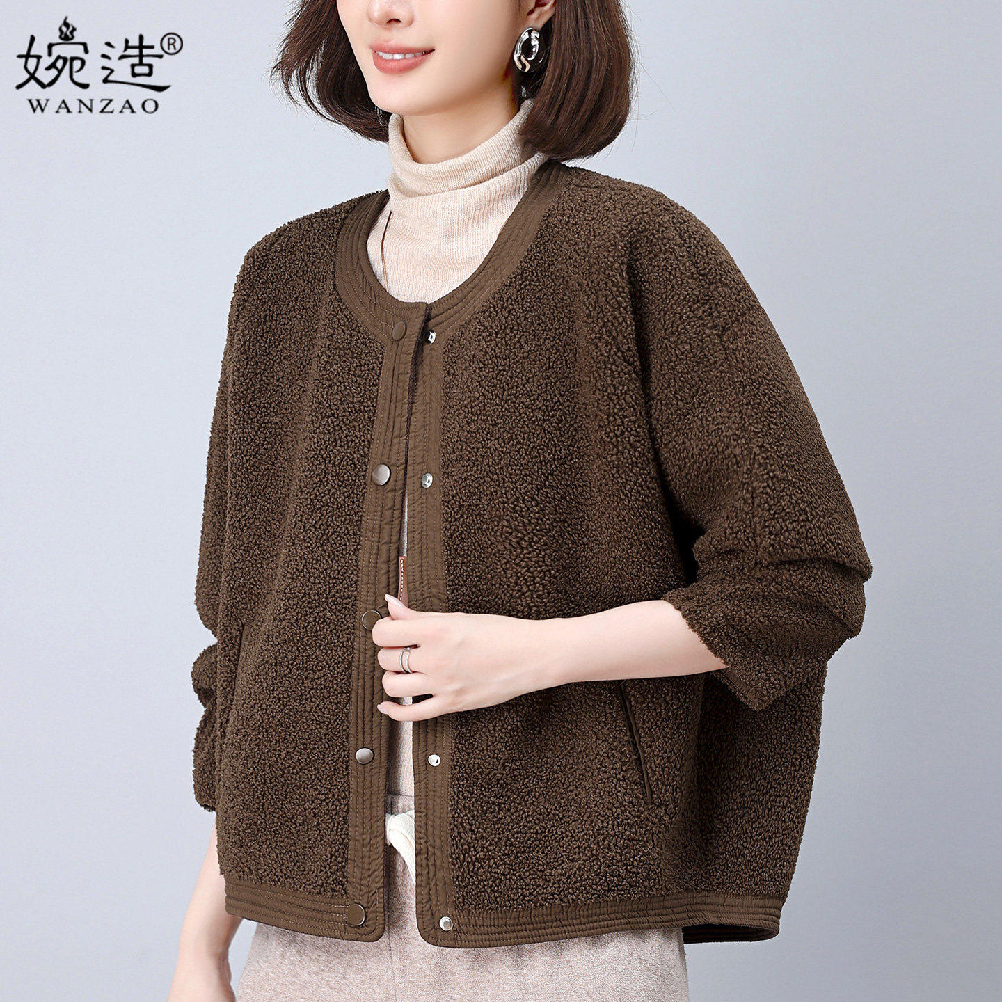 休闲宽松圆领皮毛一体短外套女秋冬季新款中老年妈妈羊羔毛棉衣,女装/女士精品,短外套,淘宝优惠券,粉丝福利购,淘宝优惠卷