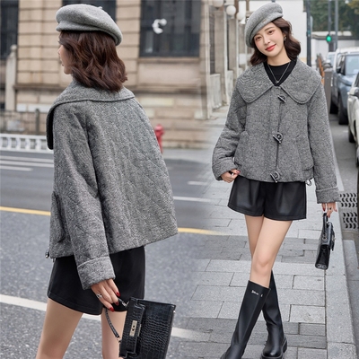 大翻领毛呢夹棉外套薄款毛呢外套牛角扣羊毛短款加厚娃娃领