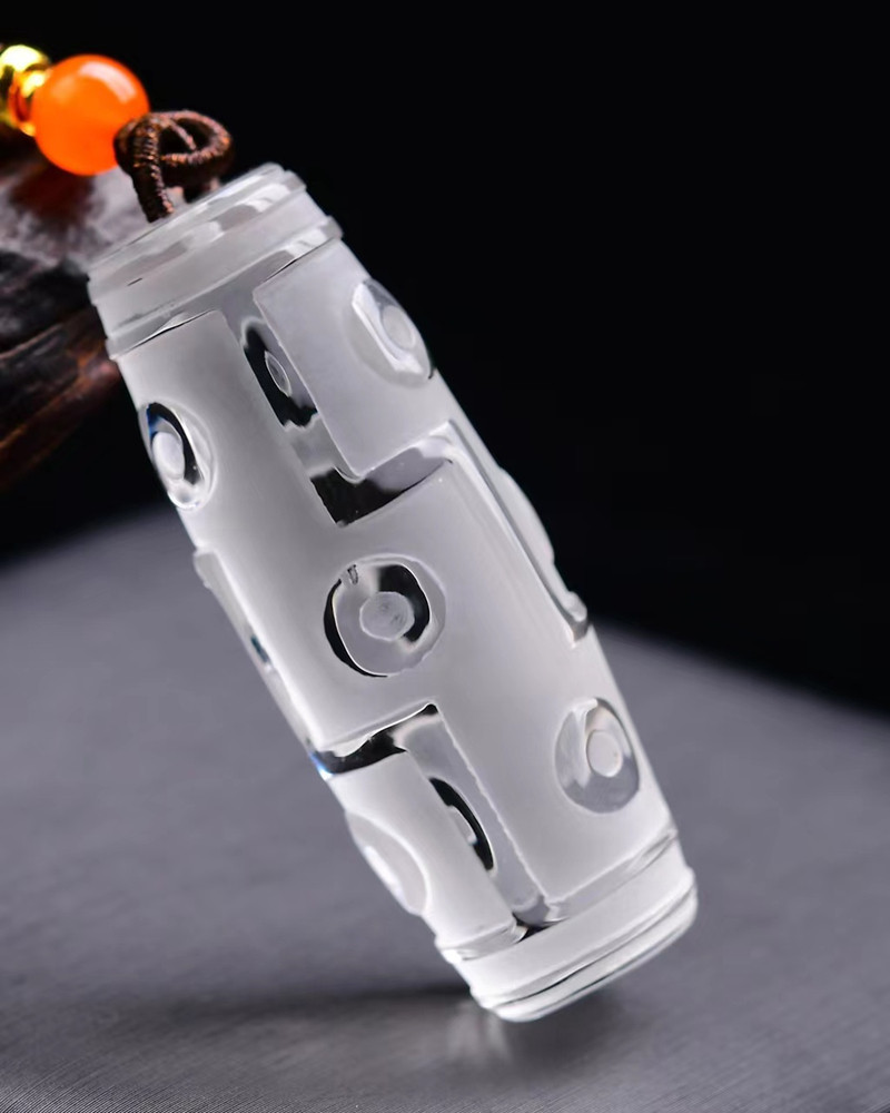 5a级东海天然白水晶九眼天珠男女款吊坠立体深浮雕伴手礼送鉴定书