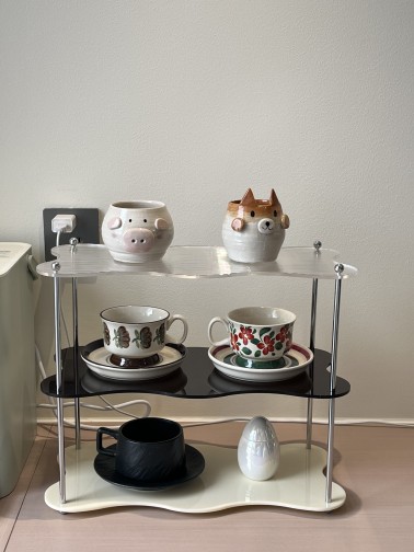 亚克力杯子收纳整理架轻奢香水化妆品摆放架子