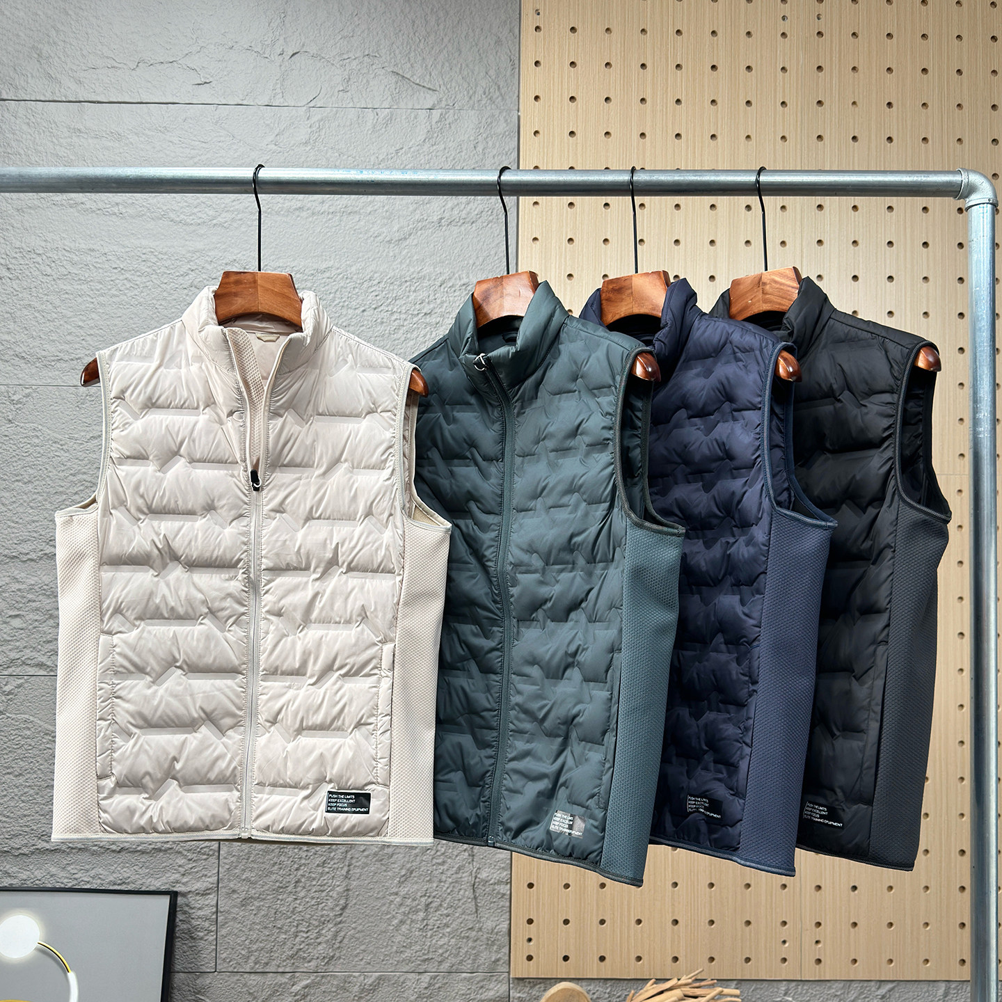 压胶分仓充绒防风防水情侣款马甲