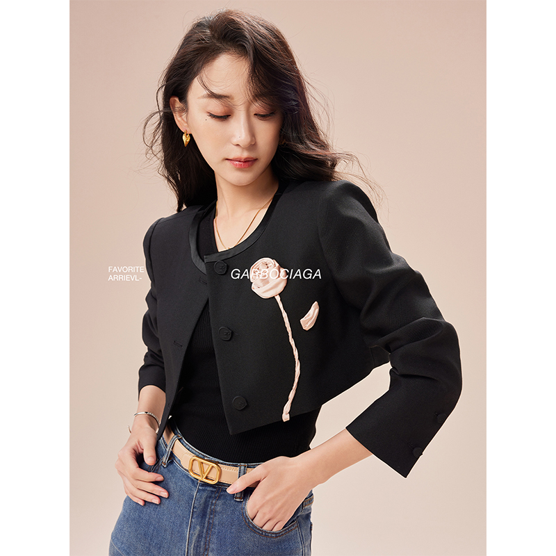 龙喜儿精纺羊毛手工立体花外套