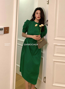 Garbociaga龍喜儿 贝加尔湖 绿色香蕉袖褶皱遮肉显瘦连衣裙夏4096