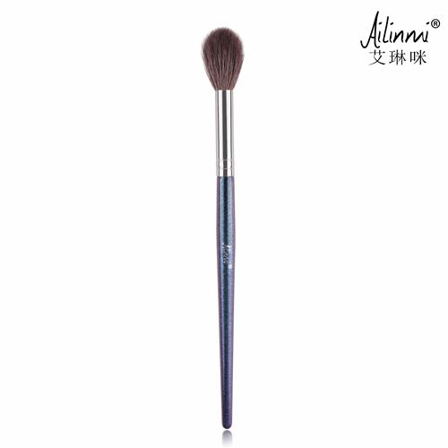 幻彩艾琳咪陨星102号松鼠高光刷