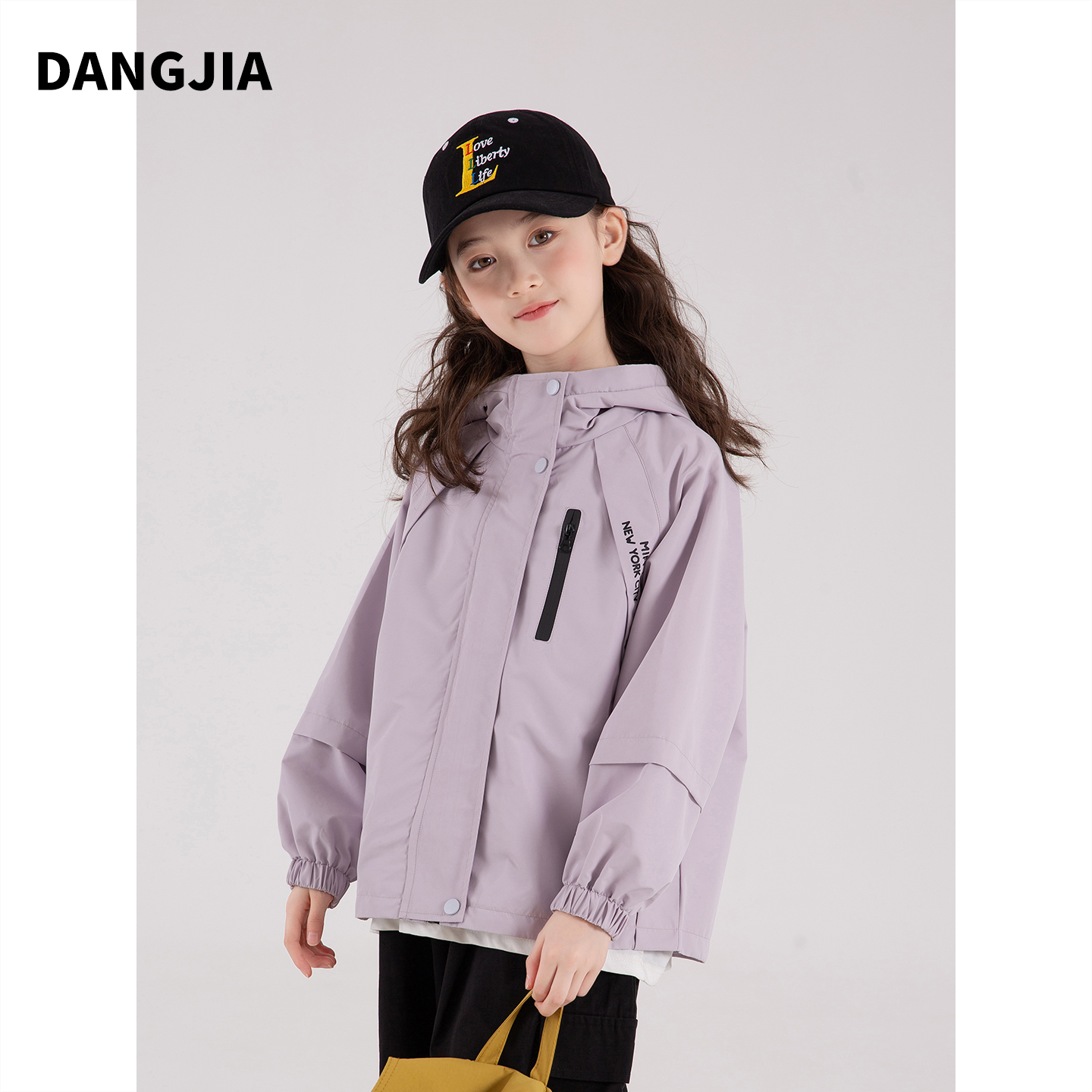 女童外套春秋款2025新款洋气儿童秋装上衣秋季初中生连帽卫衣超酷