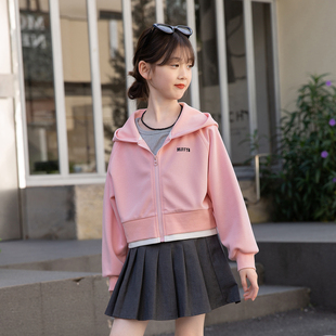 女童外套春秋款2026新款洋气儿童秋装上衣秋季初中生连帽卫衣超酷