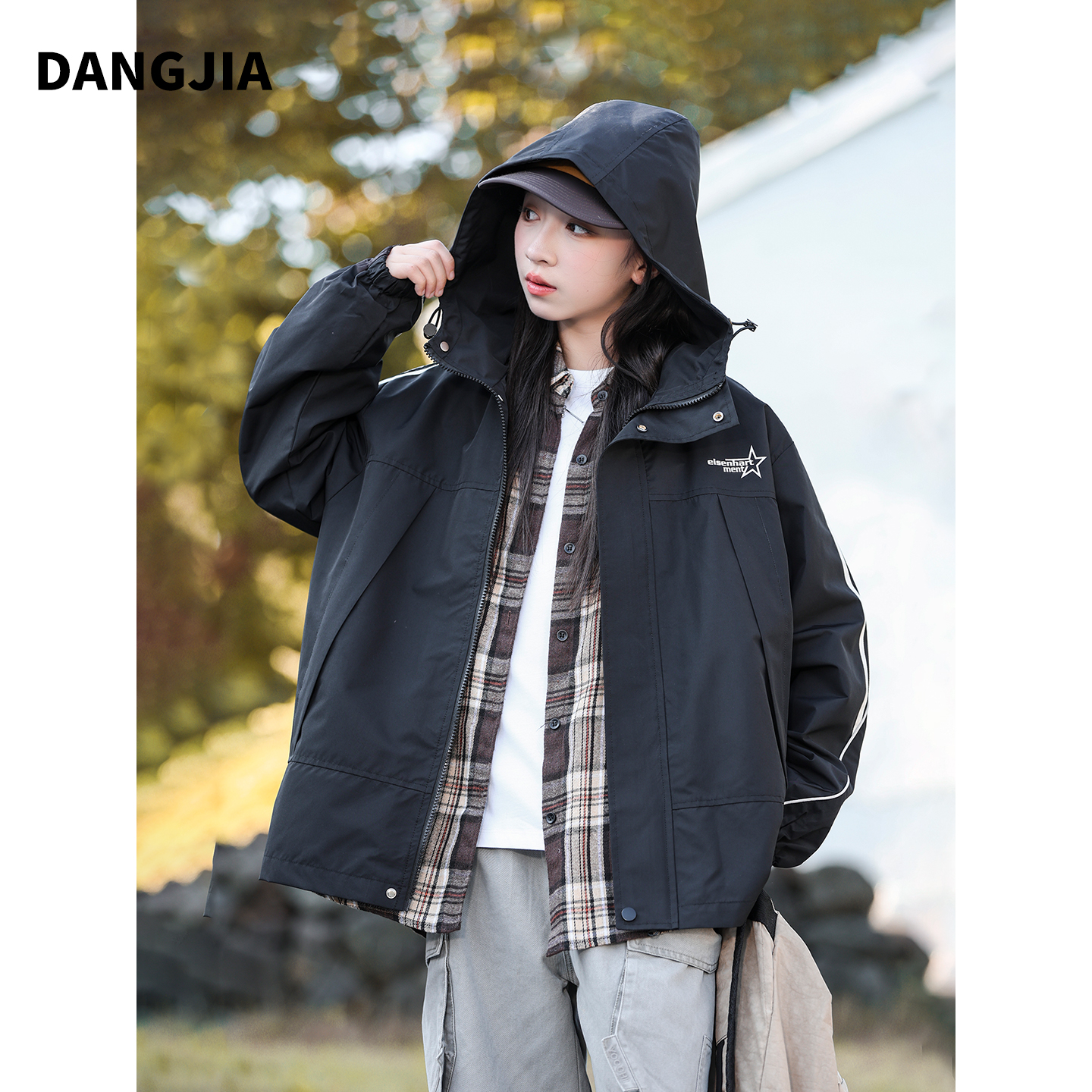 女童冲锋衣秋装2025新款