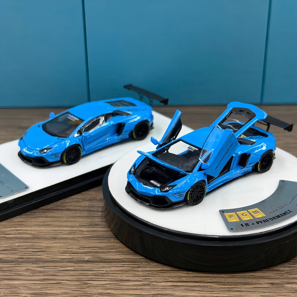 【现货】PGM 1:64兰博基尼LBWK LP700-4 BB蓝 全开盖合金汽车模型图片