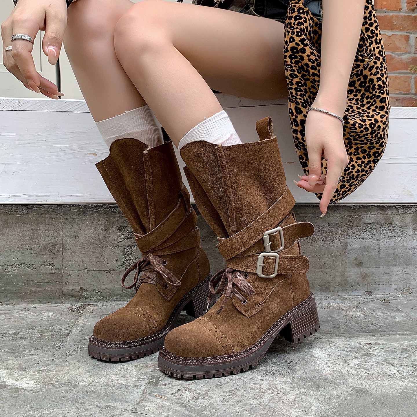 高定5cm牛翻皮版~大筒围中筒西部靴女皮带扣骑士靴复古机车马丁靴