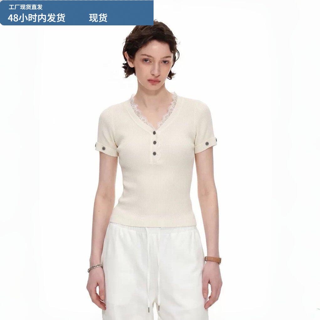 白色亨利领蕾丝拼接针织短袖T恤女夏季纽扣设计纯欲气质绝美上衣