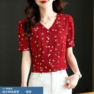 夏季短袖衬衫女款2026新款小个子精致短款红色V领雪纺上衣高级感