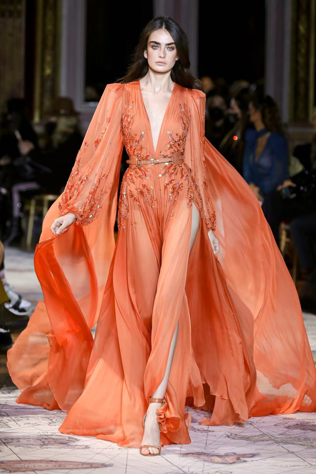 Zuhair Murad 橘红色V领长袖性感开叉红毯走秀生日晚礼服敬酒服