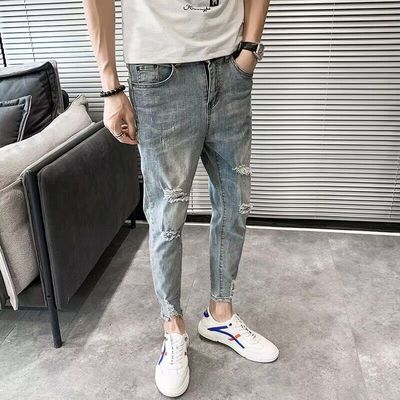 弹力浅蓝色小脚牛仔裤百搭牛仔裤