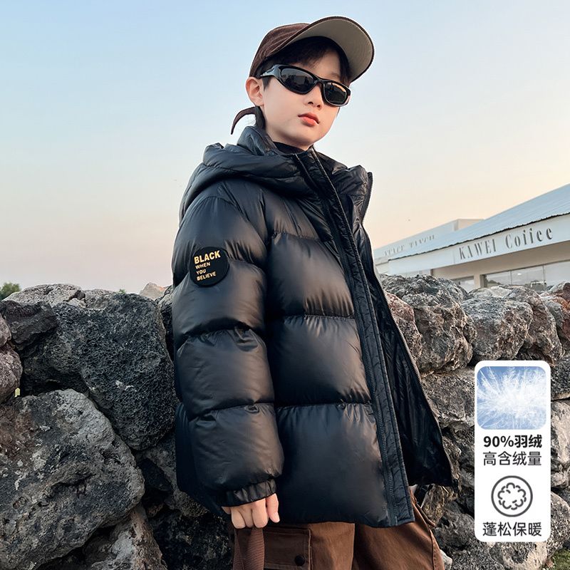 品牌童装儿童冬季加厚保暖羽绒服