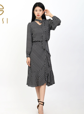 百丝BCVOGA不规则V领鱼尾长裙2024秋季新品法式优雅长袖连衣裙女