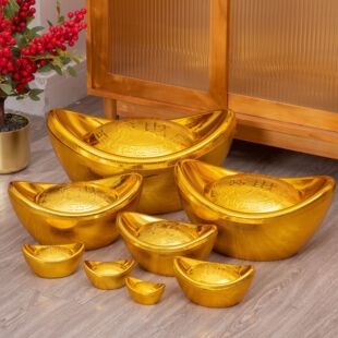 2026新年摆件珠宝店金店店铺柜台过年装饰商场美陈堆头塑料金元宝