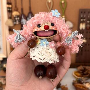 可爱果壳铃豆荚娃娃挂件天然疗愈系印尼果壳娃娃手摇解压包挂风铃