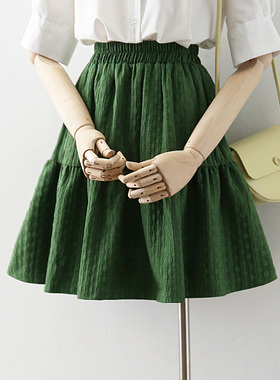 绿色蛋糕裙半身裙女2025夏季新款蓬蓬裙提花布伞裙文艺a字短裙子