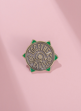 一起在巴黎英文胸针真假公主安娜塔西亚卡通金属徽章别针配饰勋章