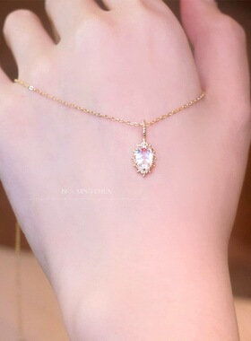 新款 锆石爱心项链女生轻奢小众高级设计感甜美心形锁骨链淑女