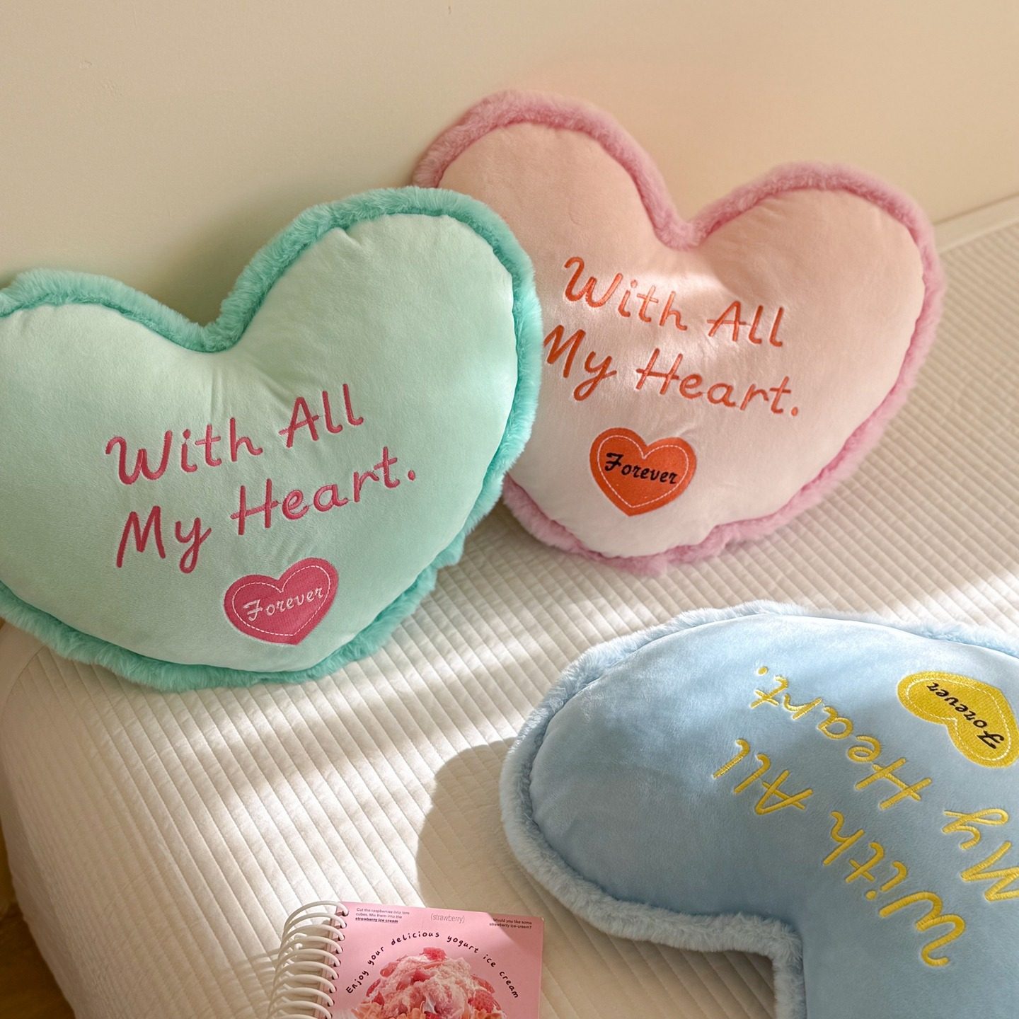 ins少女心马卡龙色水晶绒爱心抱枕女生情人节礼物沙发装饰靠垫枕,居家布艺,异形抱枕,淘宝优惠券,粉丝福利购,淘宝优惠卷