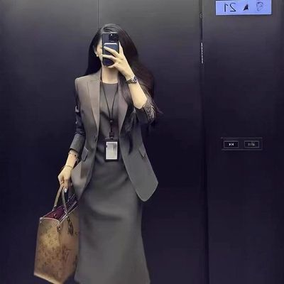 大码女装春秋灰色西装连衣裙套装