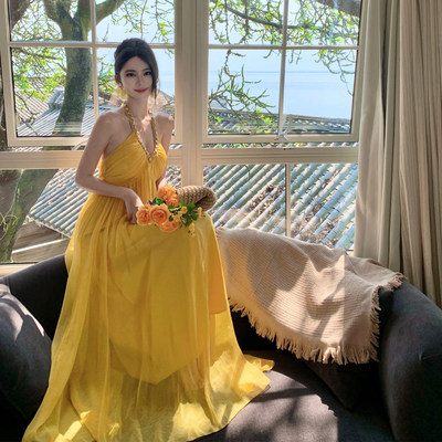 绝美黄色裙子V领挂颈洋装