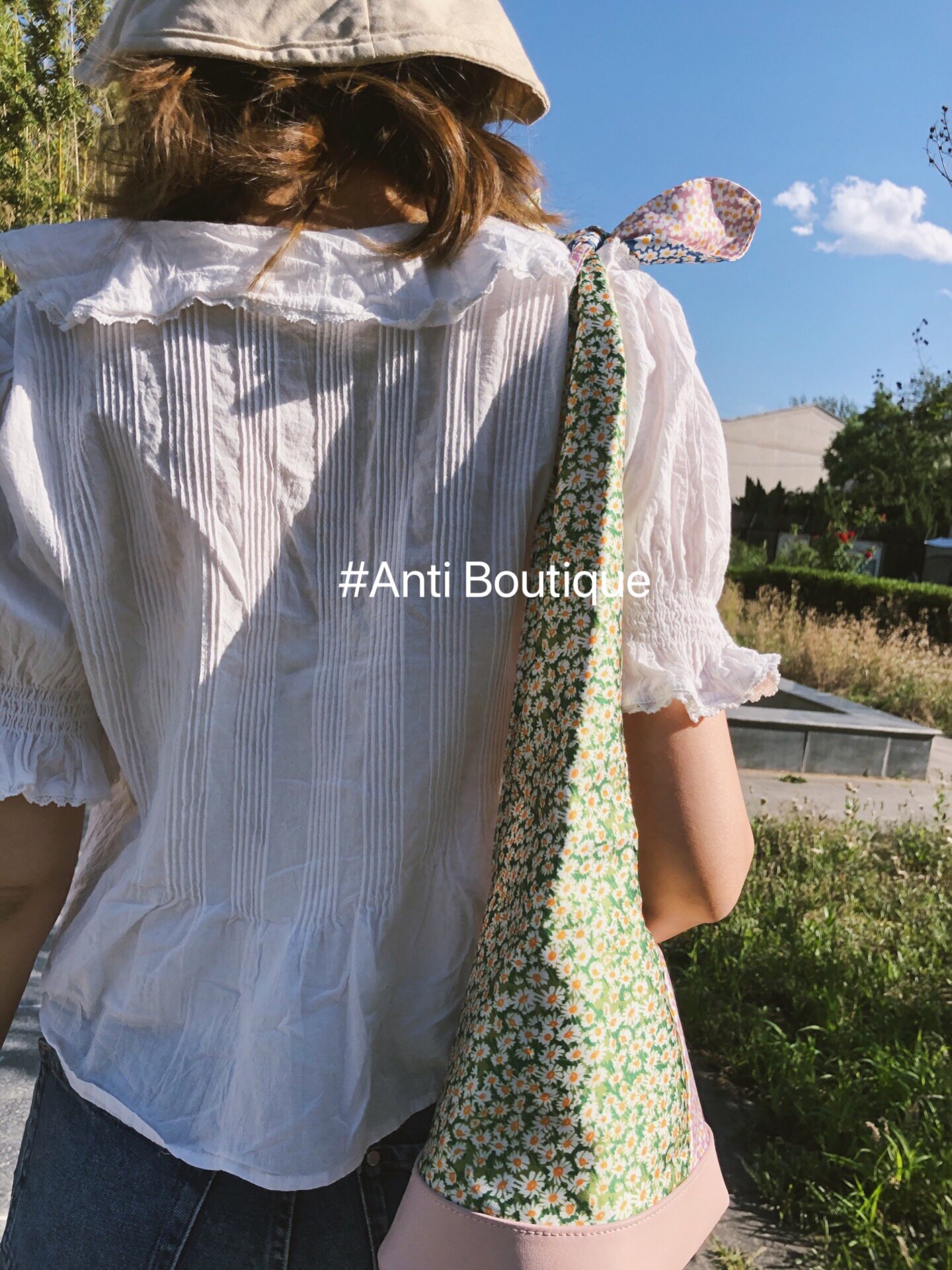 Anti定制 INS复古碎花包斜跨 仙女包小雏菊包布包大容量简约超仙