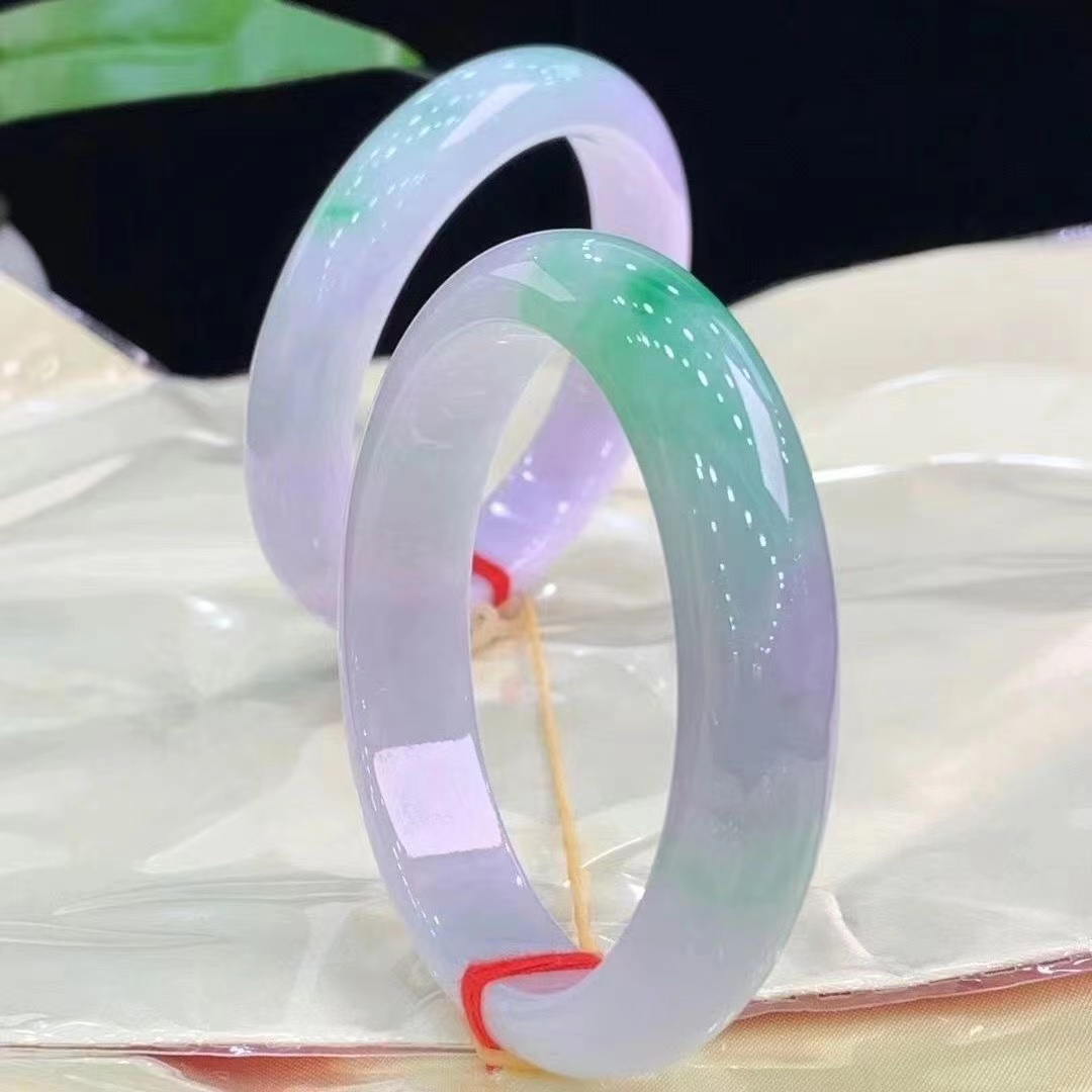 老凤x祥缅甸翡翠手镯冰糯种飘花手镯女款阳绿紫罗兰春彩手镯多彩