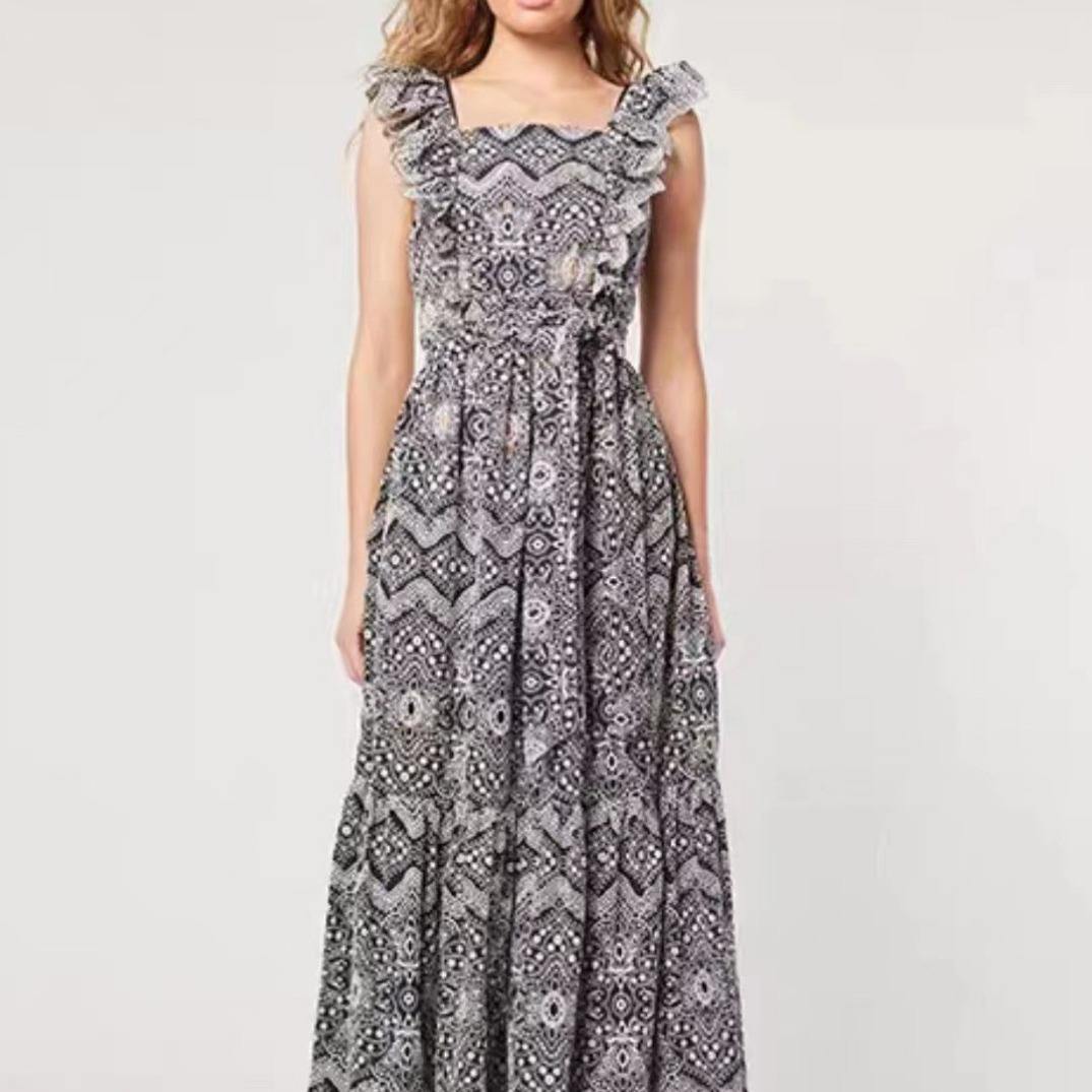 新款法式气质高级感温柔风方领荷叶边拼接仙女吊带连衣裙2023夏季