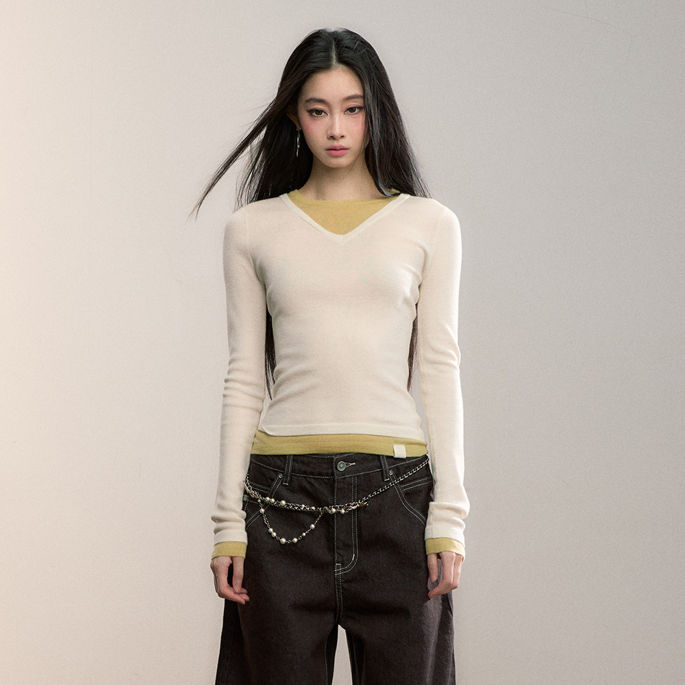 VIAPITTI假两件撞色V领T恤