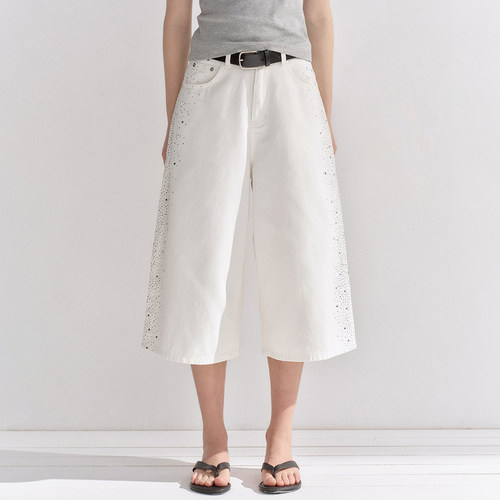 AsGony牛仔裤满天星烫钻七分裤